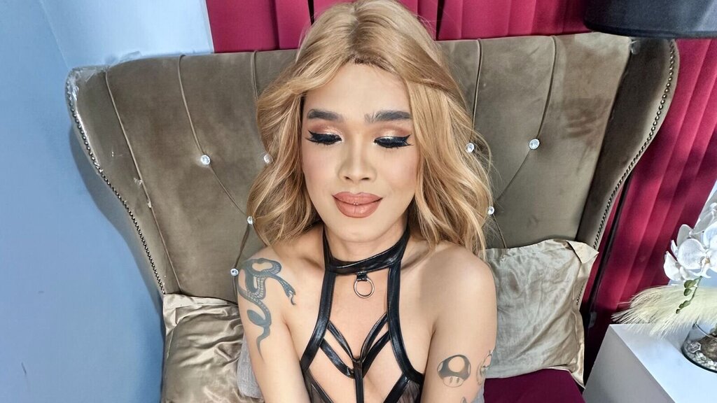 LunaAyumi