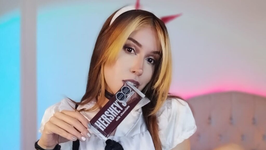 DelinaWeyn