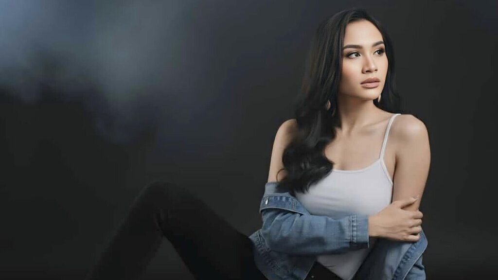 XamiraFaerynLove